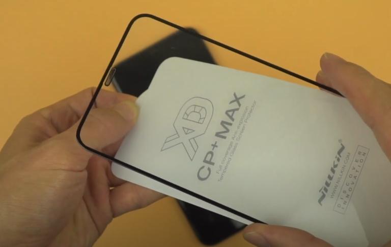 Giá dán kính cường lực cho iPhone 11 mới nhất