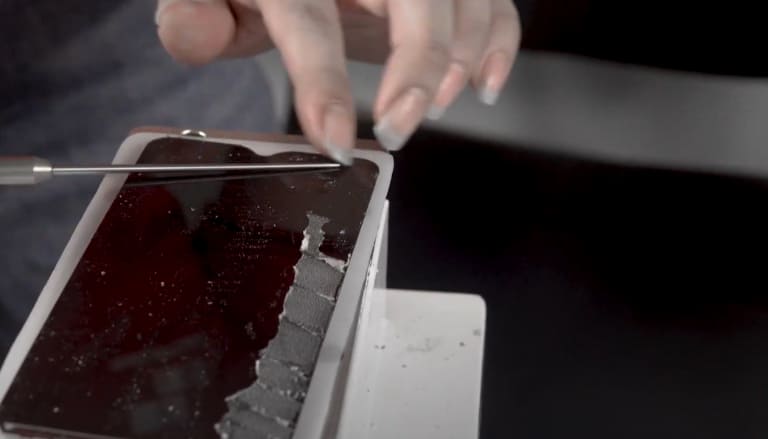 Lưu ý khi ép mặt kính Samsung A10, A10s