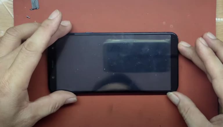 Quy trình ép mặt kính Samsung A6s