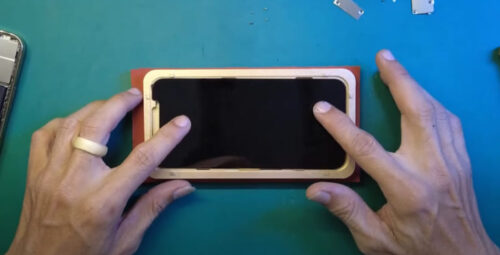 Thay mặt kính iPhone 12