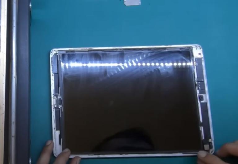 Thay kính cảm ứng iPad không làm giảm chất lượng màn hình