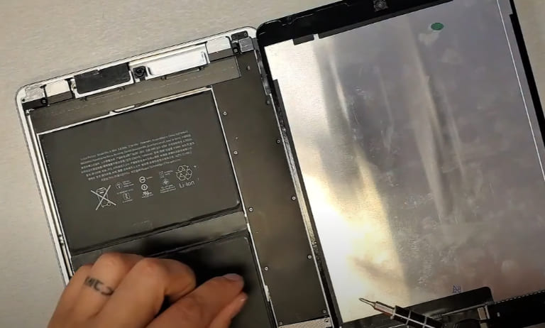 Chi phí thay màn iPad Pro 9.7