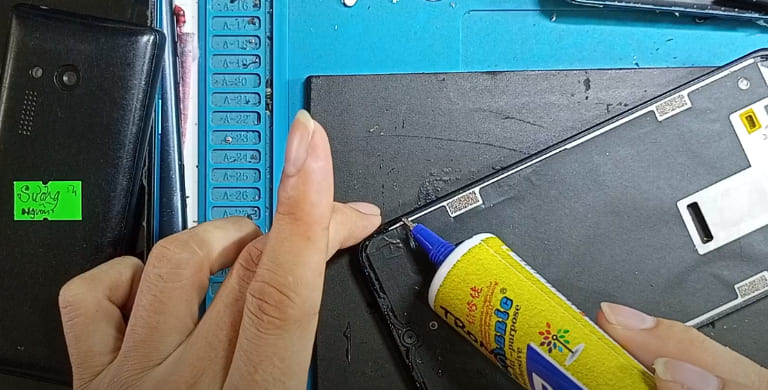 thay màn hình samsung galaxy a10 chính hãng