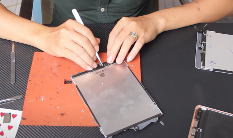 thay mặt kính iPad Mini 5 cao cấp