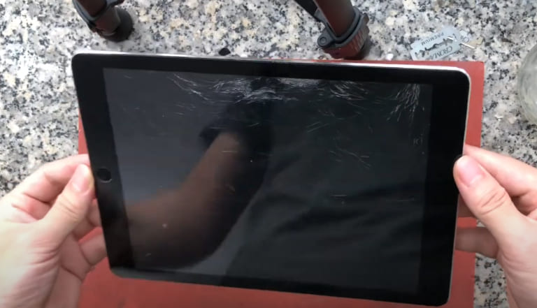thay mặt kính iPad Pro 9.7 uy tín