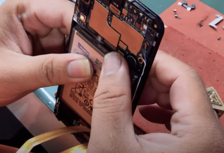 Quy trình thay pin Samsung Galaxy A50, A50s