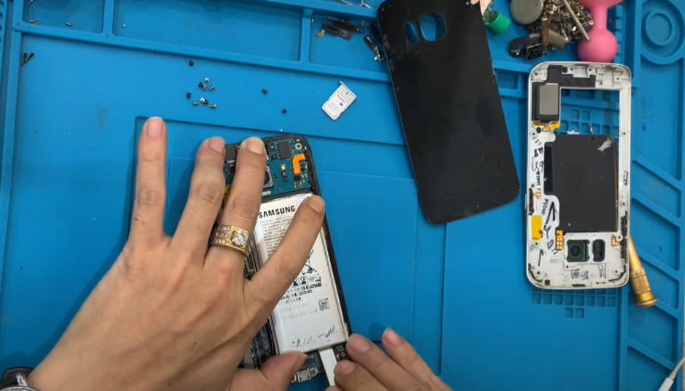 Địa chỉ thay pin Samsung Galaxy S6, S6 Edge