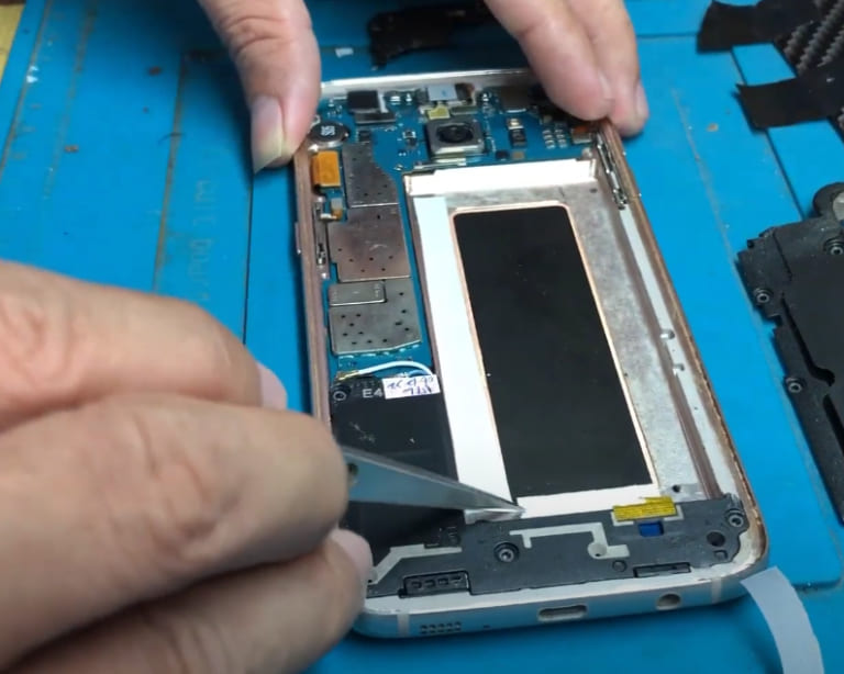 Lưu ý khi thay pin Samsung Galaxy S7, S7 Edge