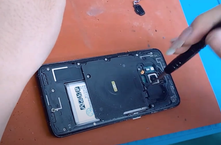 Bảo hành thay pin Samsung Galaxy S8, S8 Plus