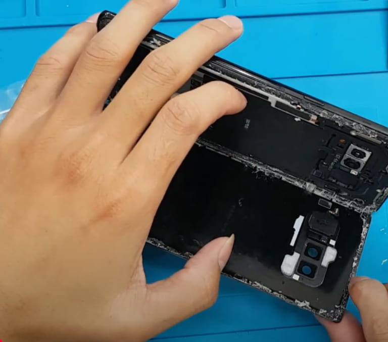 Lý do thay pin Samsung Galaxy s10, s10 Plus