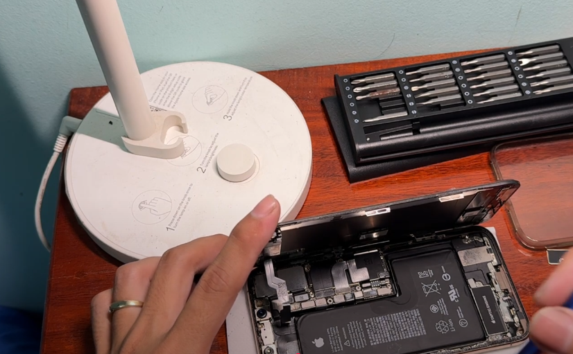 thay pin dung lượng cao iphone xs chất lượng