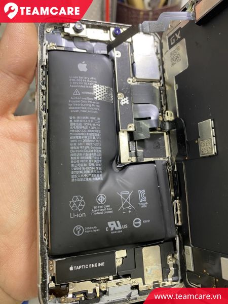 pin iphone bị phồng