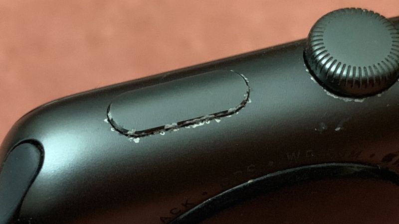 cách xử lý apple watch bị tróc sơn