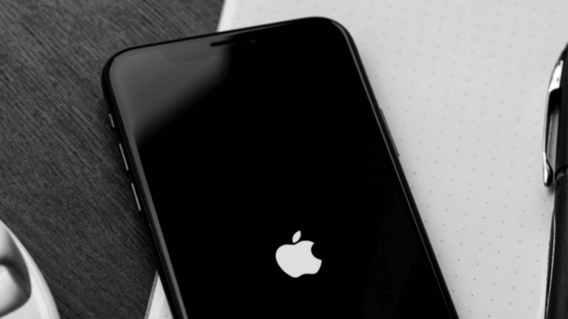 iphoen liên tục bị sập nguồn