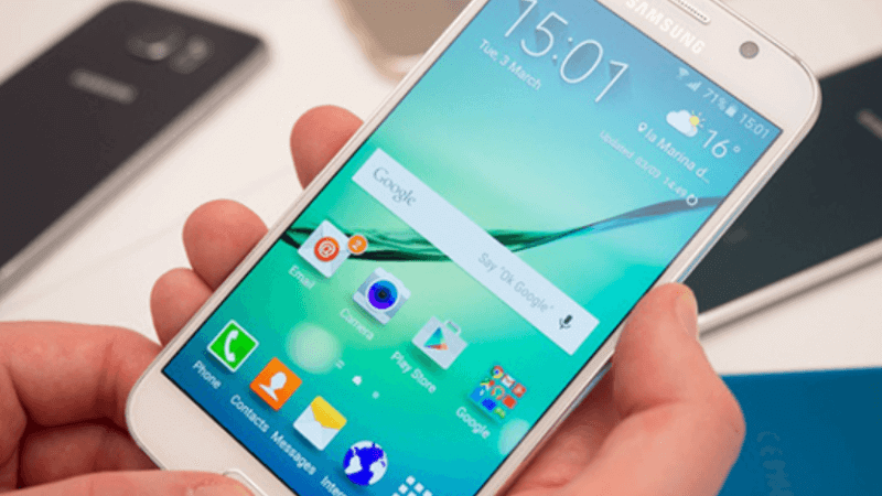 khởi động lại điện thoại