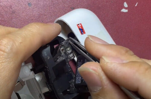 Sửa Airpods Pro sạc không lên