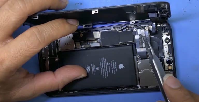 thay loa iPhone 12 chất lượng cao
