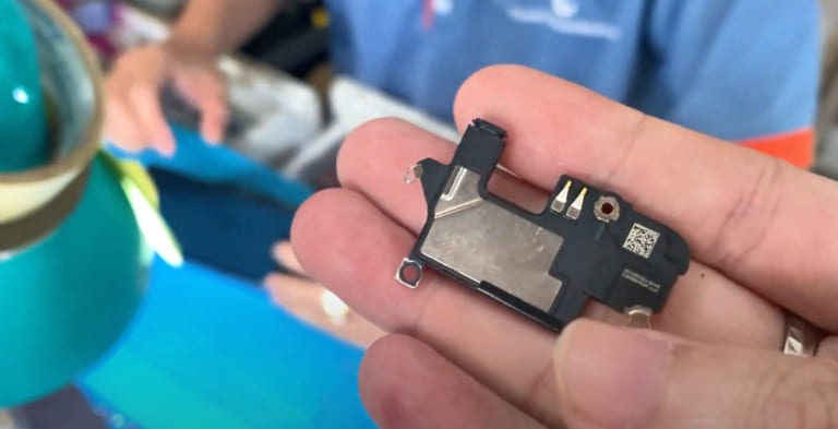 thay loa iphone 13 bảo hành dài
