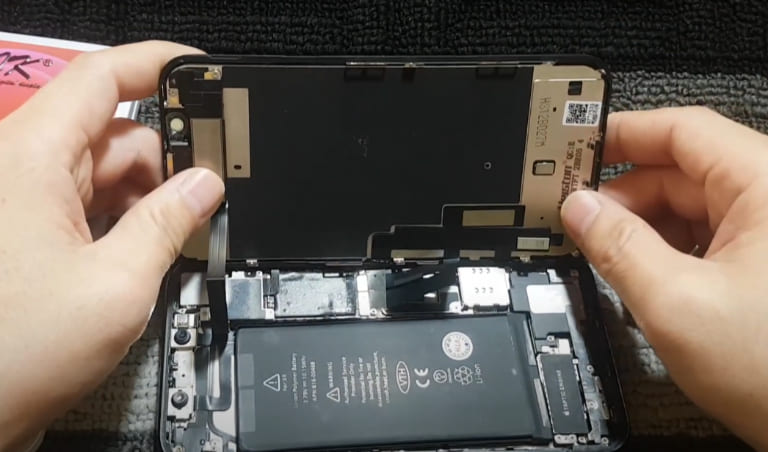 Quy trình thay loa iPhone Xr