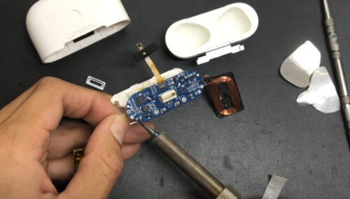 Thay pin hộp sạc Airpods 3