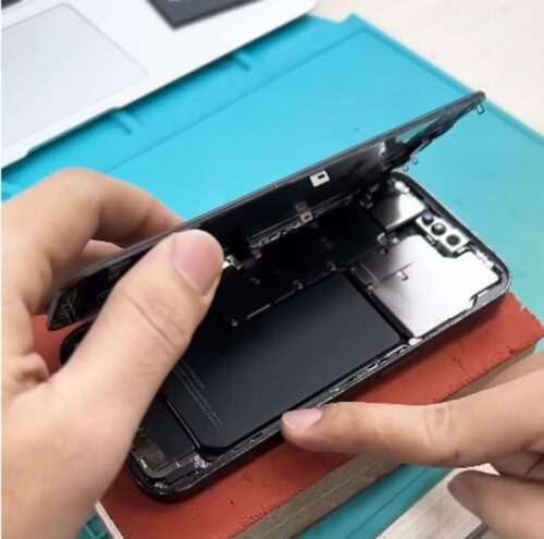 Thay pin iPhone 14 Pro