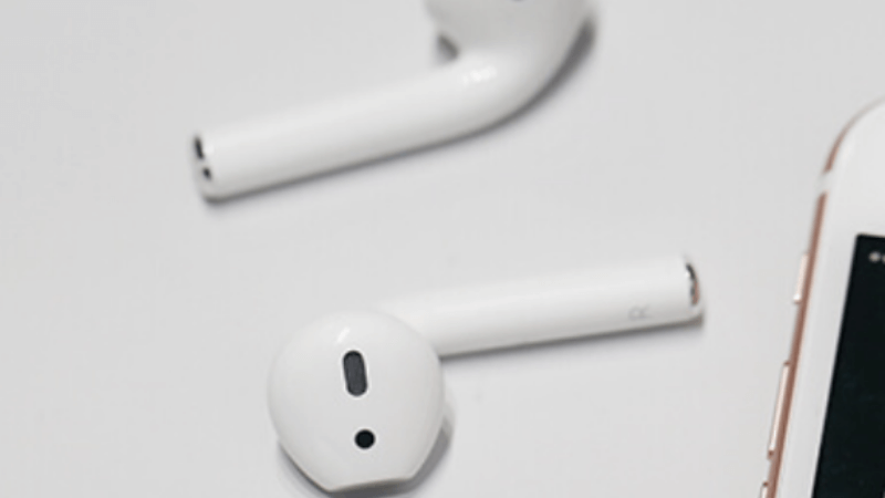 tình trạng airpods bị ngắt kết nối khi đang nghe