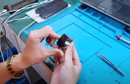 Thay màn hình Apple Watch SE