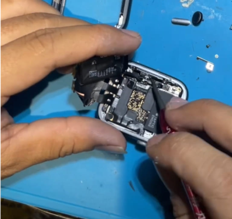 Thời gian thay vỏ Apple Watch series 7