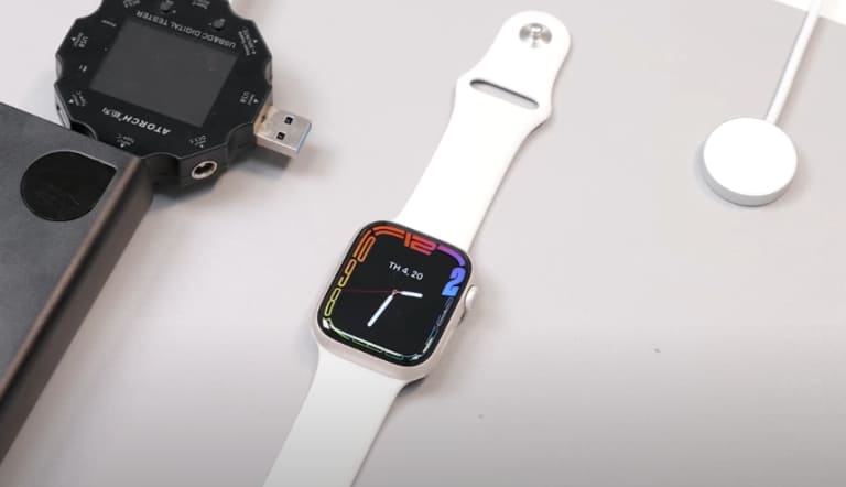 thay đế sạc apple watch series 7 uy tín