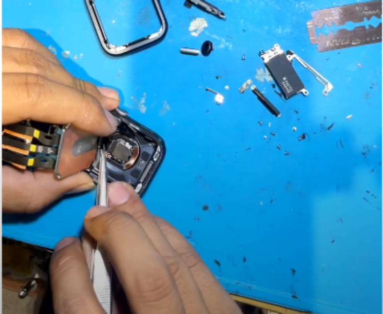 Nguyên nhân thay vỏ Apple Watch series 7