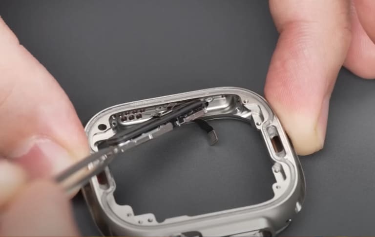 Thời gian bảo hành thay vỏ Apple Watch Ultra