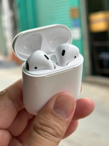 Báo Giá Hộp Sạc Airpods Trên Thị Trường, Mới Nhất 2025