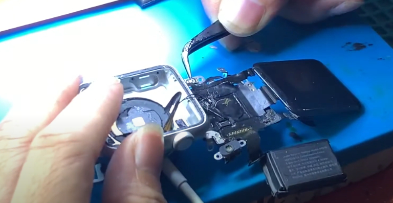 sửa nút nguồn apple watch series 4 hiệu quả