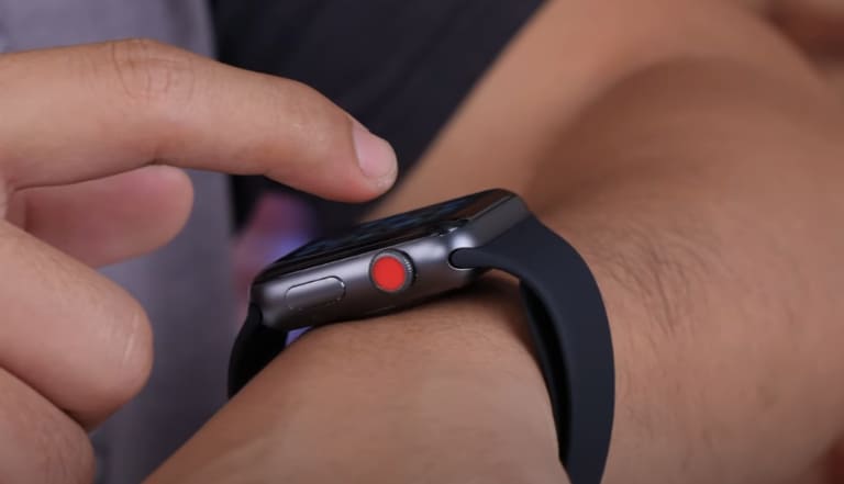 sửa nút xoay apple watch series 3 bị không nhạy