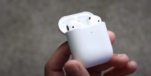 Airpod 2 có chống nước không? Airpods bị dính nước xử lý như thế nào?