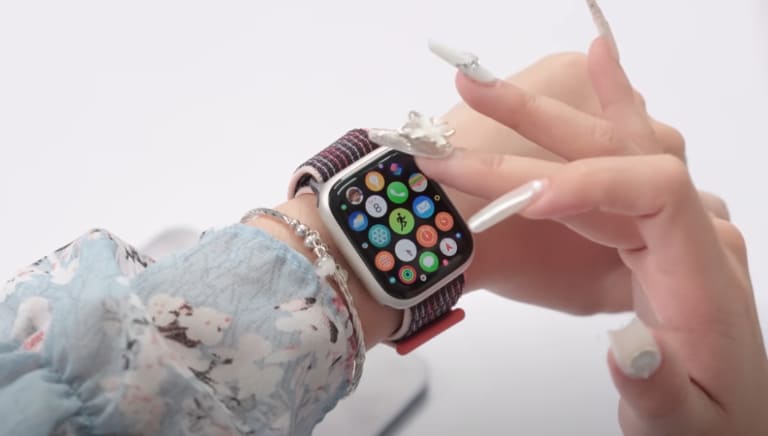 thay kính apple watch series 8 giá rẻ