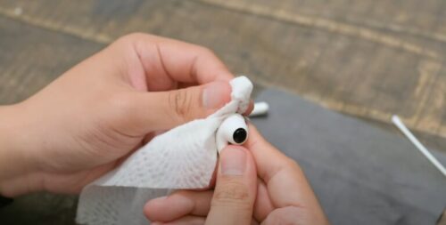 Top 4 cách vệ sinh airpod đơn giản tại nhà, an toàn