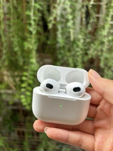 Hướng dẫn cách nghe điện thoại bằng tai nghe airpods đơn giản