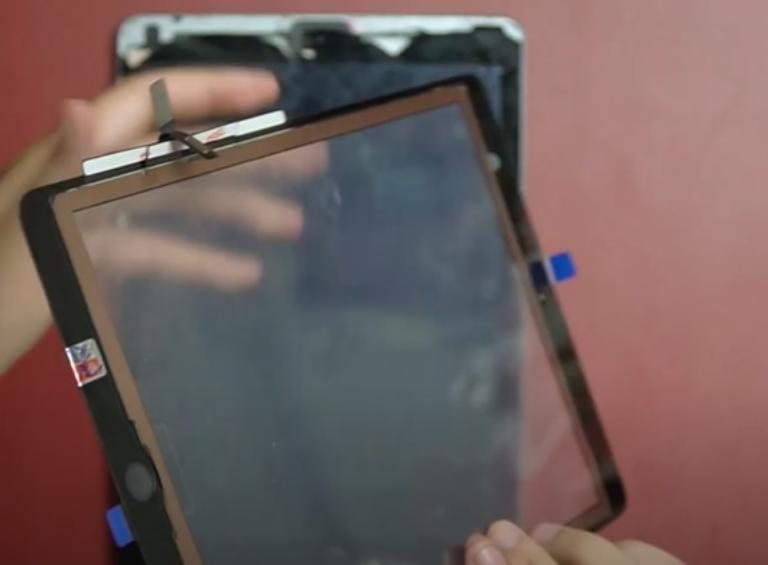 Mức giá thay mặt kính iPad 9.7 chính hãng