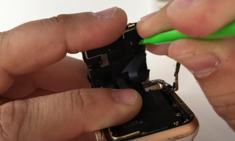 sửa apple watch series 3 không lên màn hình
