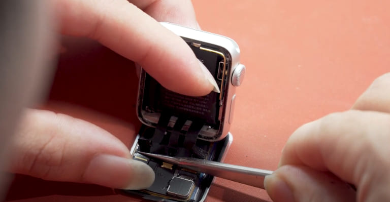 thay màn hình apple watch lấy ngay