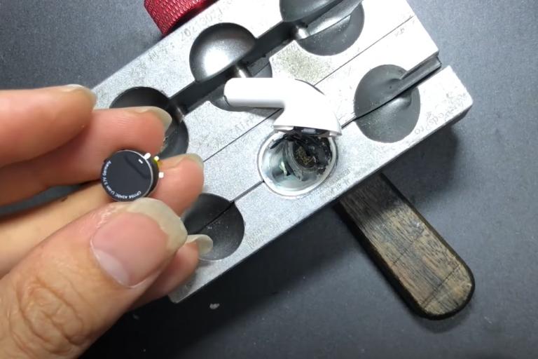 Thông số pin tai nghe Airpods Pro
