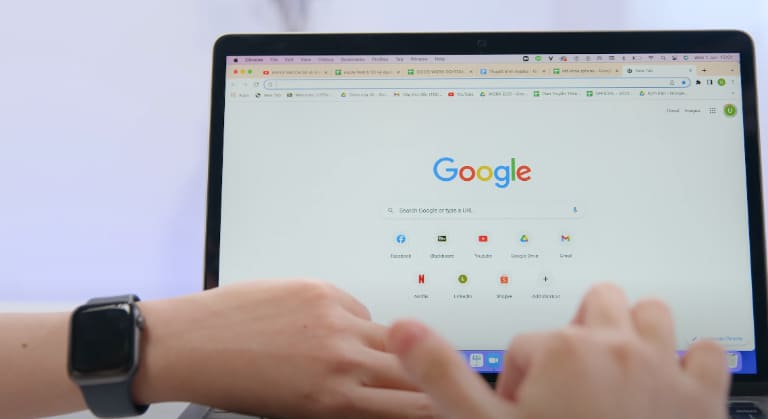 cách mở khóa macbook bằng apple watch hiệu quả