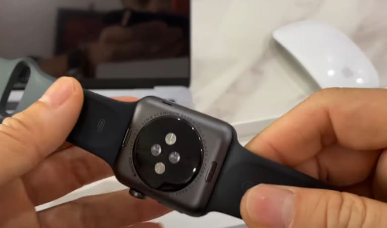 Lý do nên biết cách kiểm tra apple watch series mấy