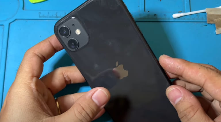 sửa iphone 11 sọc màn hình
