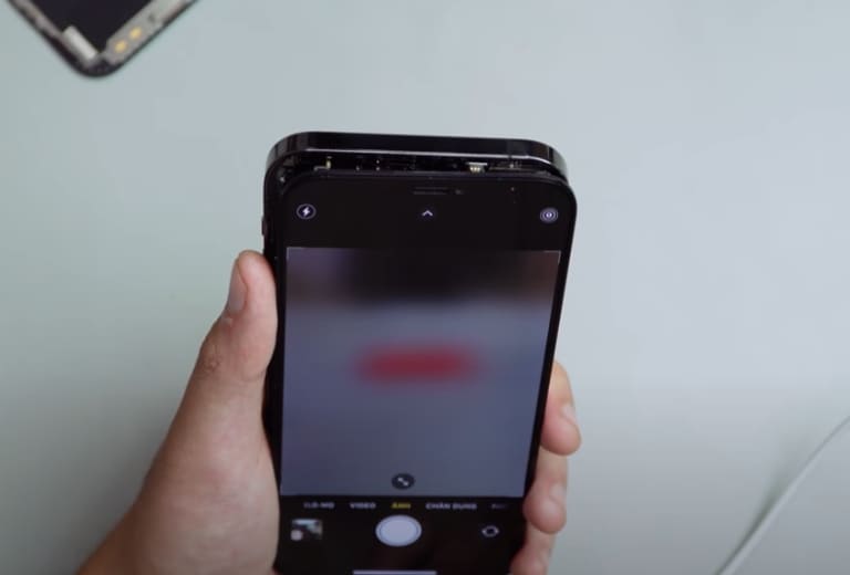 sửa iphone 12 bị vỡ mặt kính