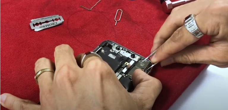 sửa iphone X không lên nguồn