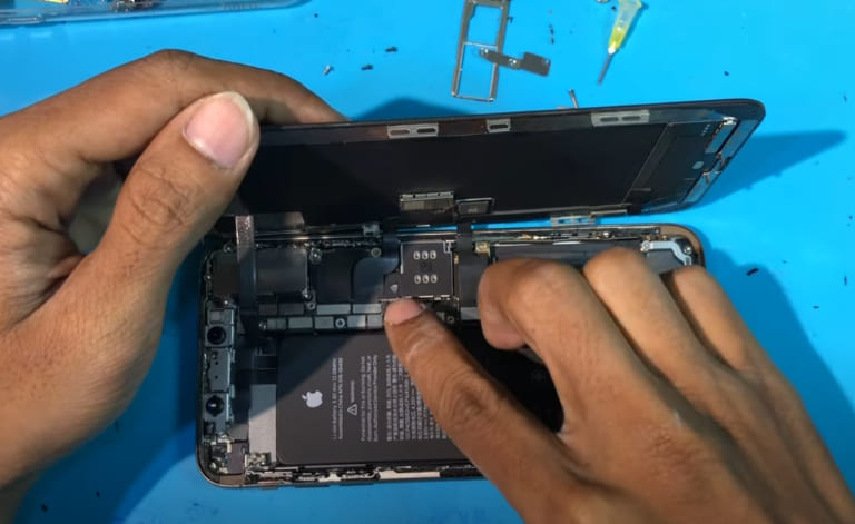 sửa iPhone XS Max hư mic thoại