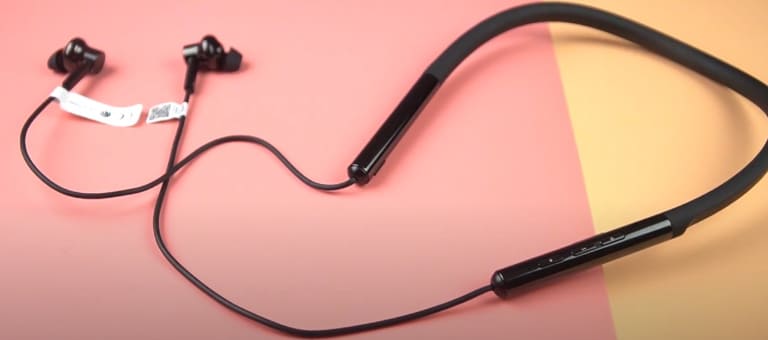 tai nghe bluetooth kiểu dáng thời trang