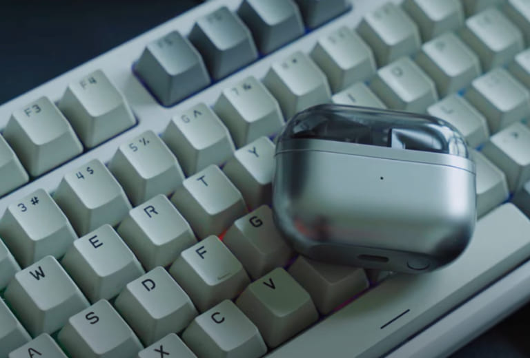 Giá tai nghe Samsung